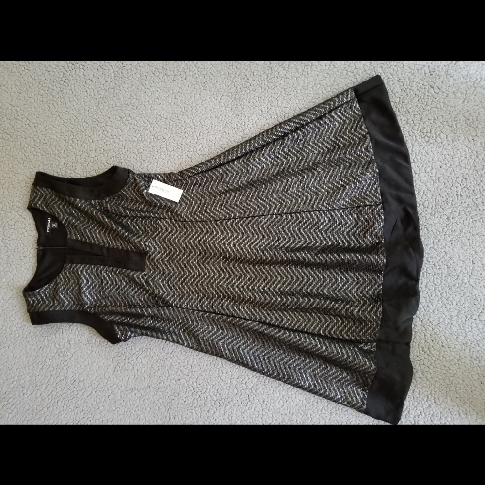 🆕 Roz & Ali Dress